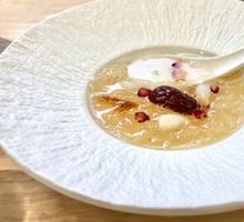 Lily and Tremella Soup