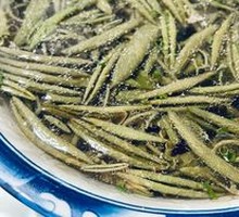 Braised Pork and Water Shield Soup