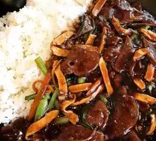 Snow Cabbage and Pork Liver Rice