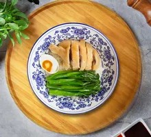 Signature Steamed Chicken Rice