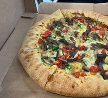 Wagyu Cheese Mushroom Pizza