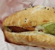 Grilled Pineapple Chinese Burger