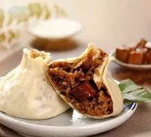 Minced Pork Steamed Dumplings
