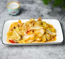 Spicy Stir-Fried Cabbage