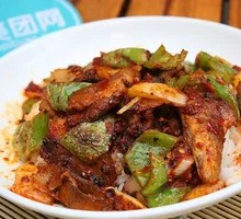 Green Pepper and Preserved Pork Rice Bowl