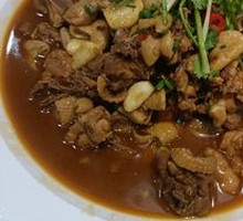 Stewed Chicken with Pig Intestines
