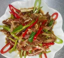 Spicy Pepper Stir-fried Pig Ear