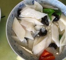 Bamboo Shoot and Black Fungus Stir-fry