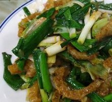 Stir-Fried Pork with Garlic