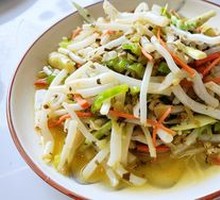 Bamboo Root Stir-Fried with Shredded Pork