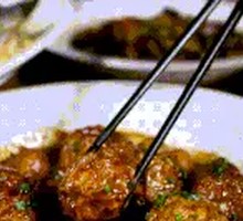 Stuffed Wheat Gluten with Pork in Clay Pot