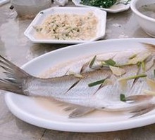 Steamed White Fish