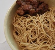Braised Pork Ribs Noodles