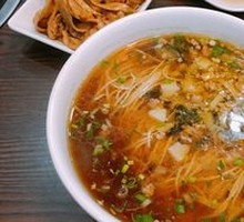 Stir-Fried Meat Noodles