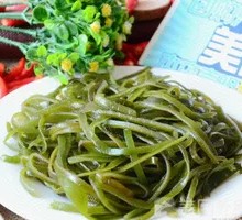 Thin seaweed strips