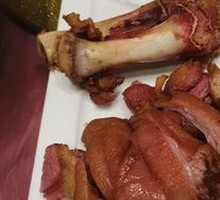 Crispy Salted Pork Trotter