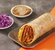 Black Pepper Pork Roll with Cold Noodles