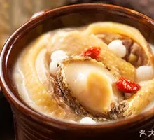Braised Abalone and Old Chicken Soup in Clay Pot