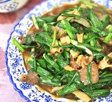 Stir-fried Lamb Offal with Garlic