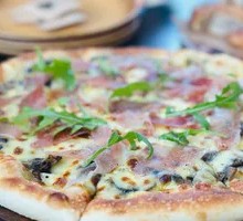 Black Truffle Mushroom Onsen Egg Pizza