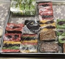 Steamed Glutinous Rice Cake