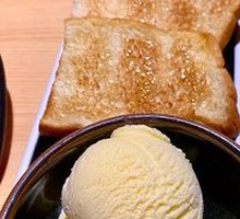 Bread Ice Cream