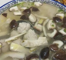 Mushroom and Meatball Soup