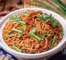 Spicy and Numbing Chicken Noodles