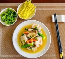 Black Fish Noodle Soup