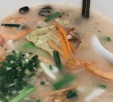 Seafood Noodles