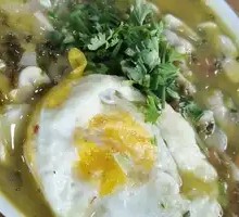 Sour Cabbage Black Fish Noodles
