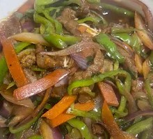 Black Pepper Beef Noodles