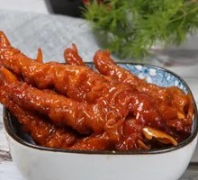 Braised Chicken Feet with Tiger Skin