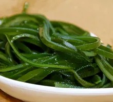 Thin seaweed strips