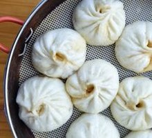 Pork Steamed Bun with Fresh Meat