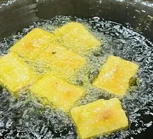 Crispy Coated Square Tofu