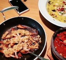 Fragrant Stewed Chicken Feet