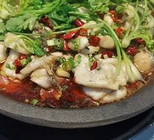Spicy Stone Pot Fish
