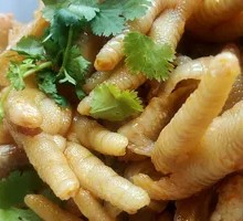 Spicy and Sour Boneless Chicken Feet