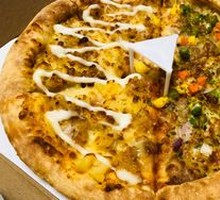 Crispy Chicken Pineapple Pizza