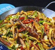 Spicy Squid in Dry Pot