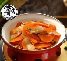 Stir-fried Pork Belly with Carrots
