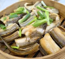 Steamed Eel with Sand
