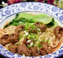 Braised Pork Intestines Noodles