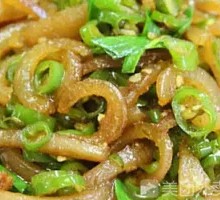 Stir-fried Pork Skin