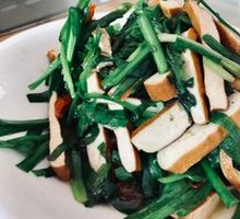 Leek and Tofu Skin Stir-fry