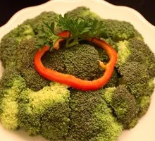 Clear Soup Steamed Broccoli