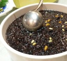 Blood glutinous rice