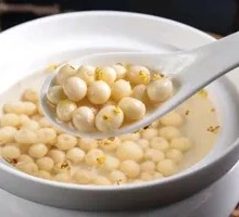 Sweet Osmanthus Soup with Fox Nuts