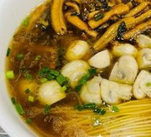 Stir-fried Eel and Shrimp Noodles